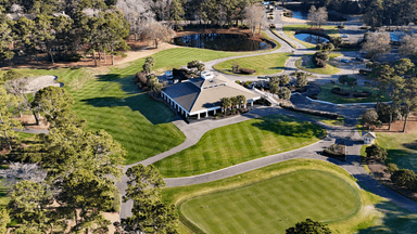 River Club Clubhouse Putting Green