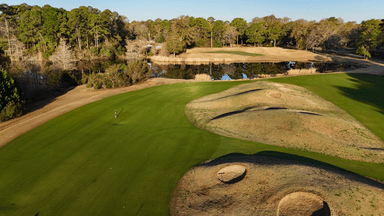 Founders Club 12th Mid Looking to Green